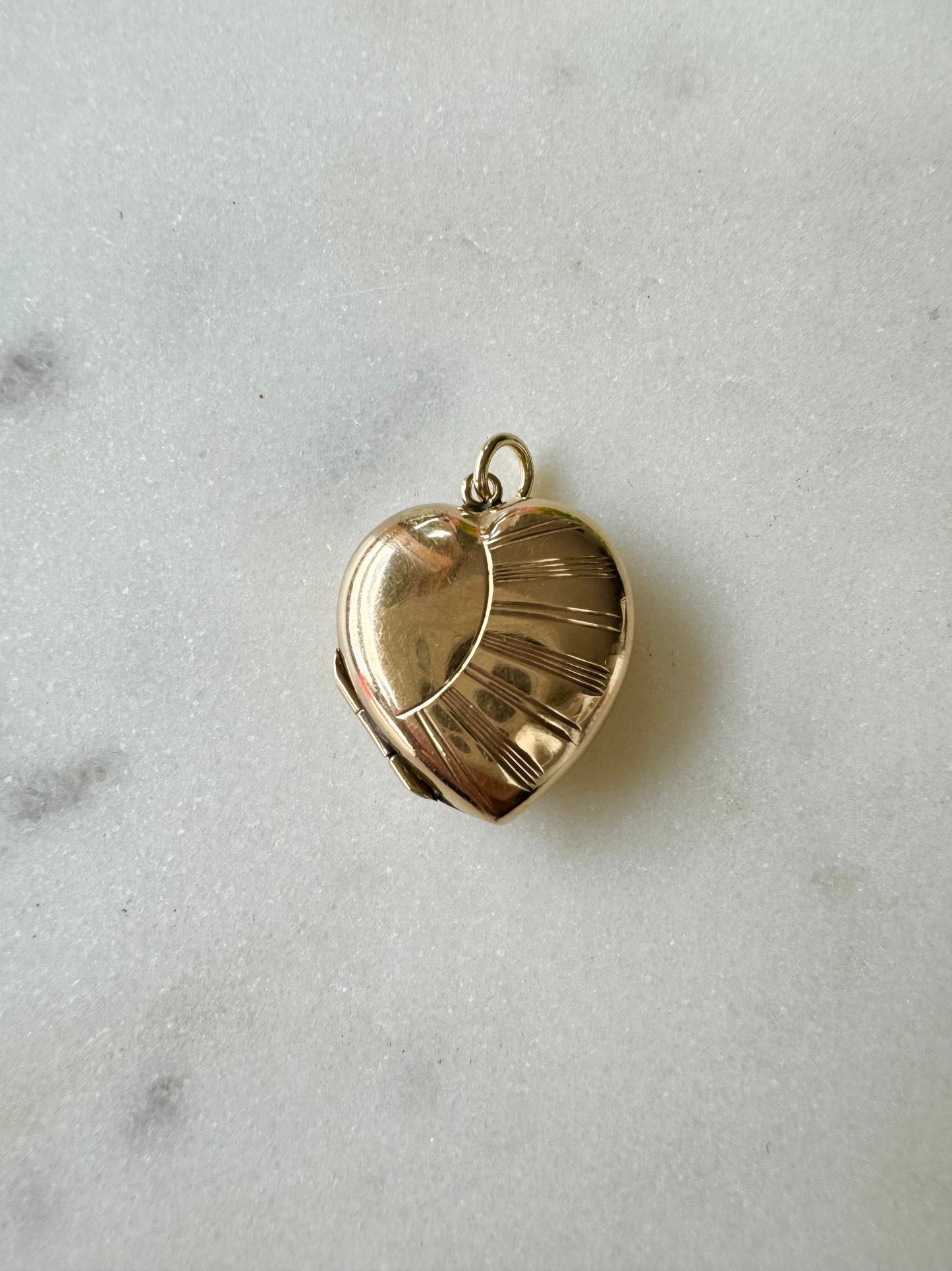 Antique Gold Back & Front Heart Locket