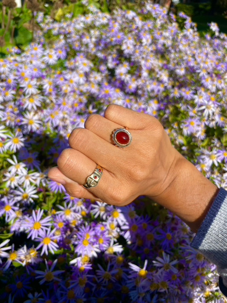 Vintage 9ct Gold Carnelian Cabochon Ring