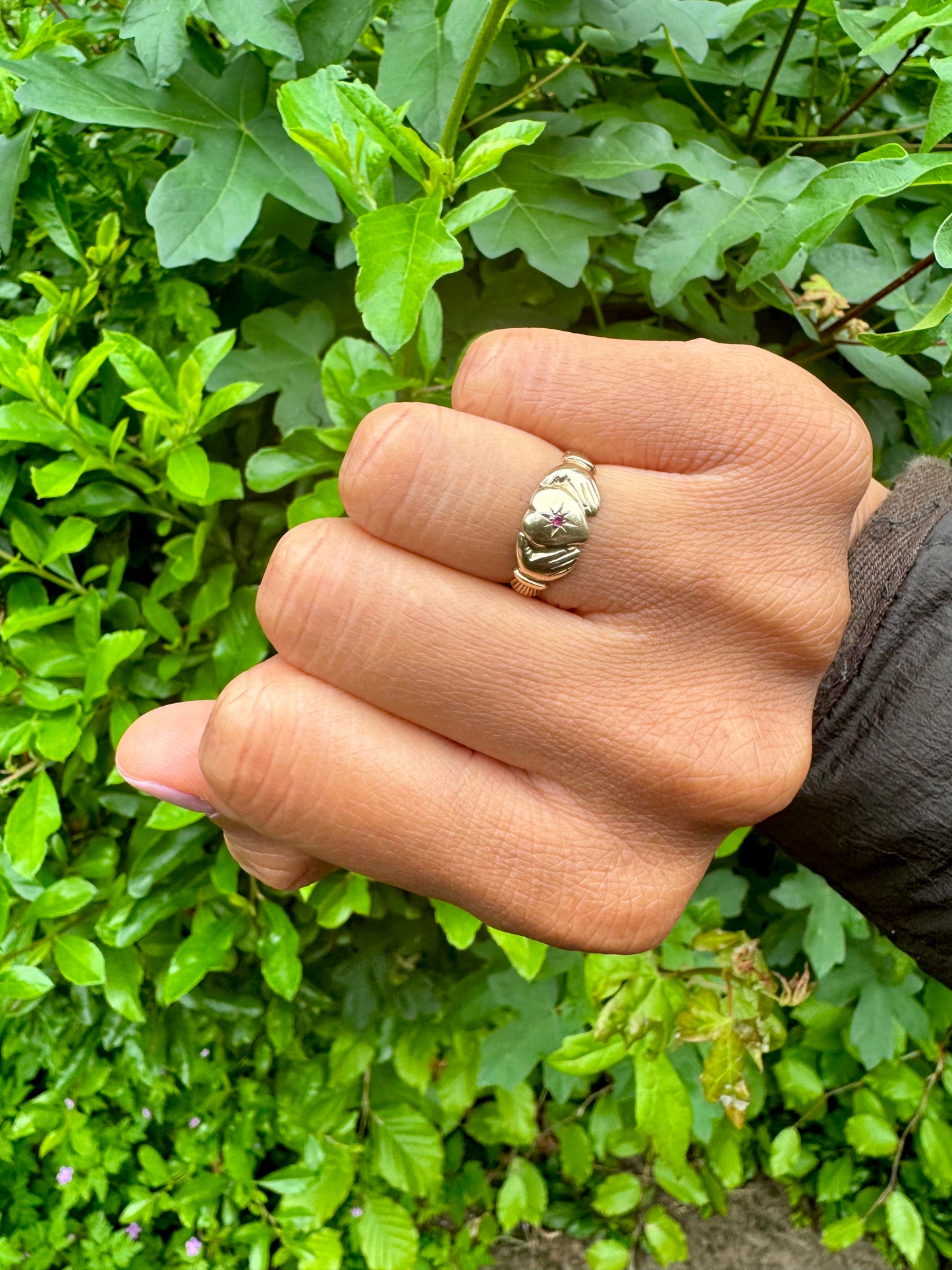 Vintage Gold Claddagh Ring