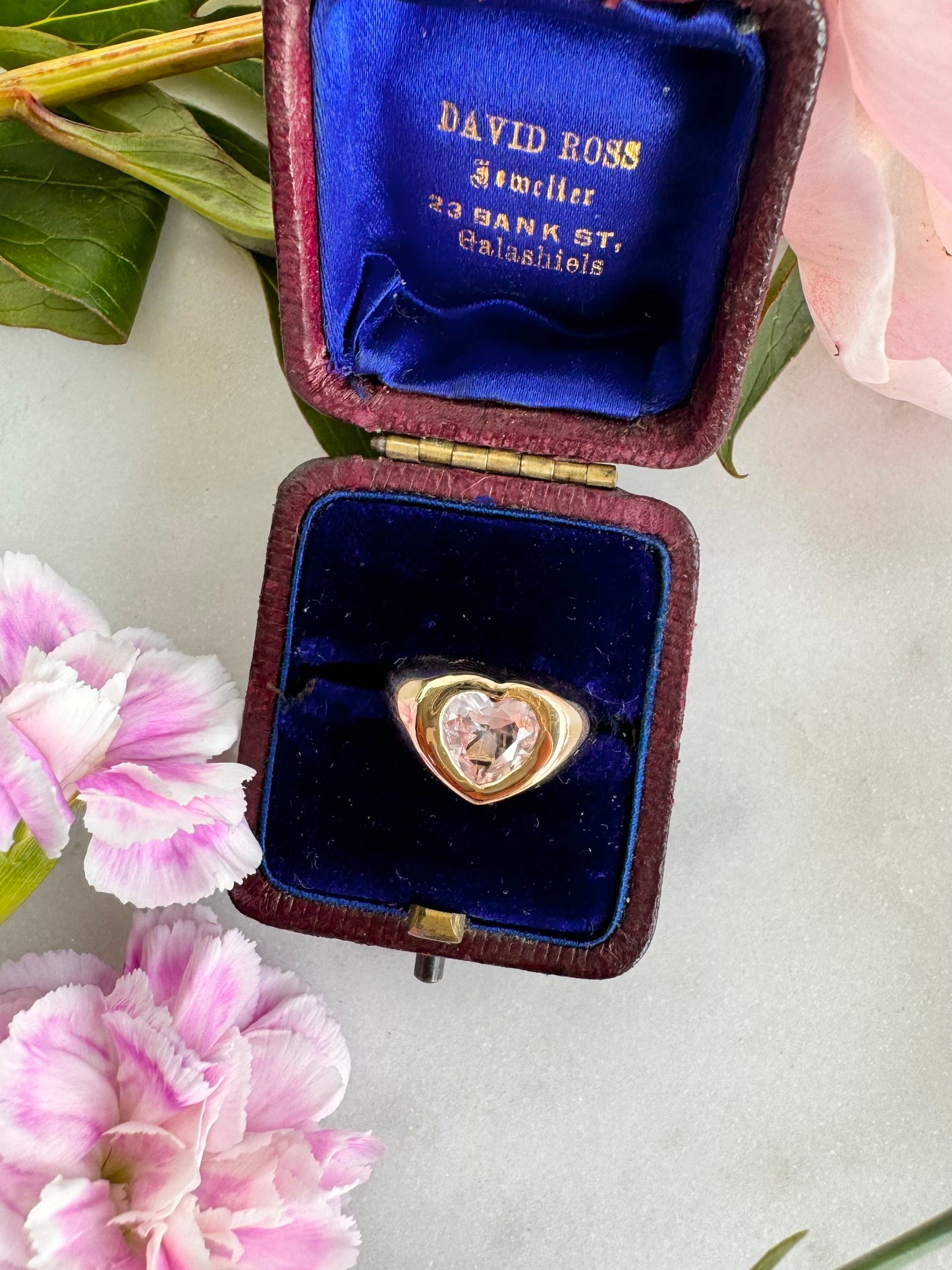 14ct Gold Heart Signet Ring