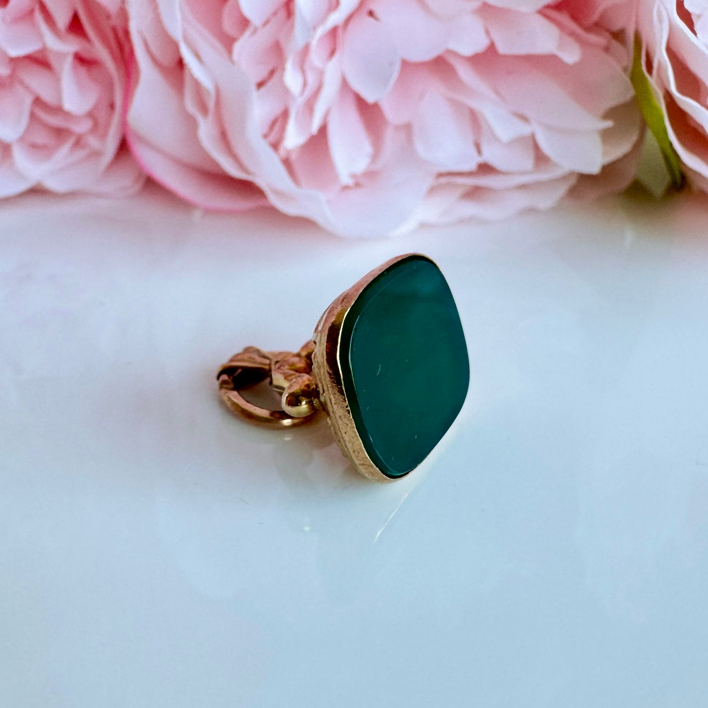 Vintage 1970s Green Agate Fob Pendant