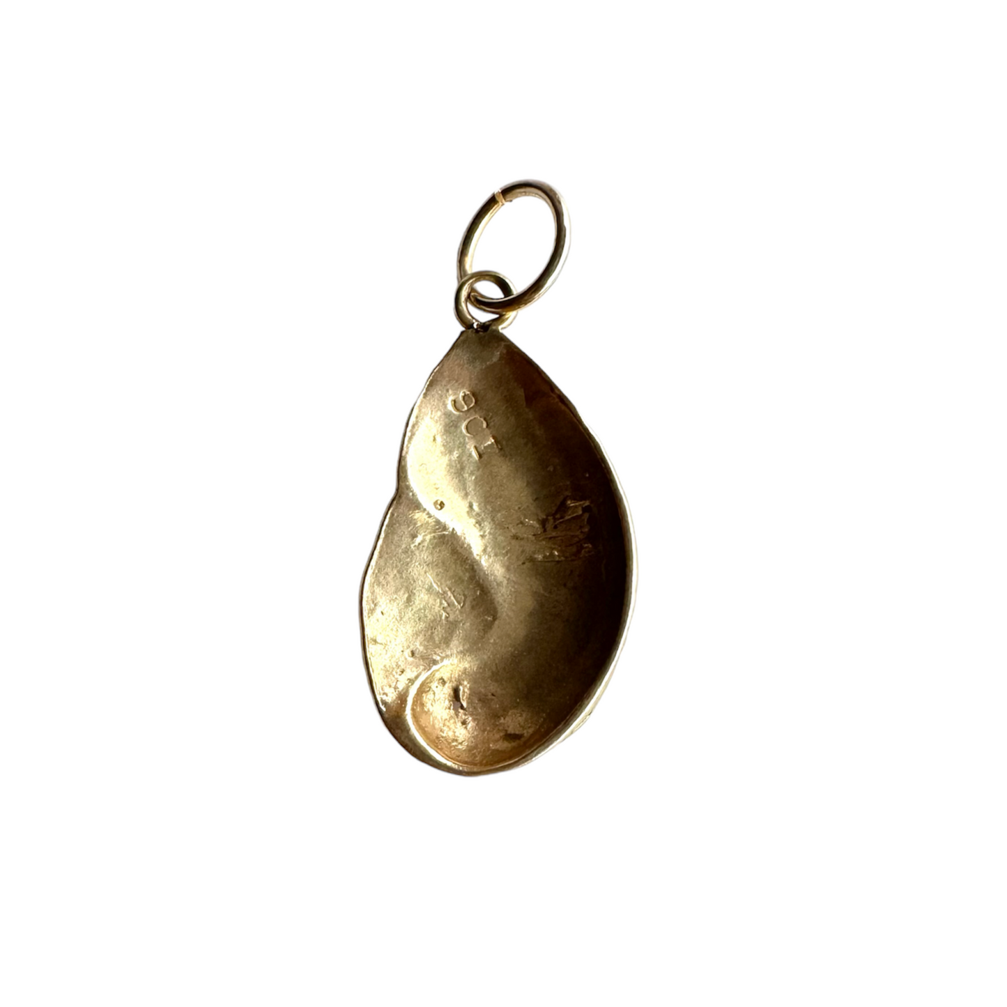 Gold Mussel Shell Pendant