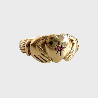 Vintage Gold Claddagh Ring