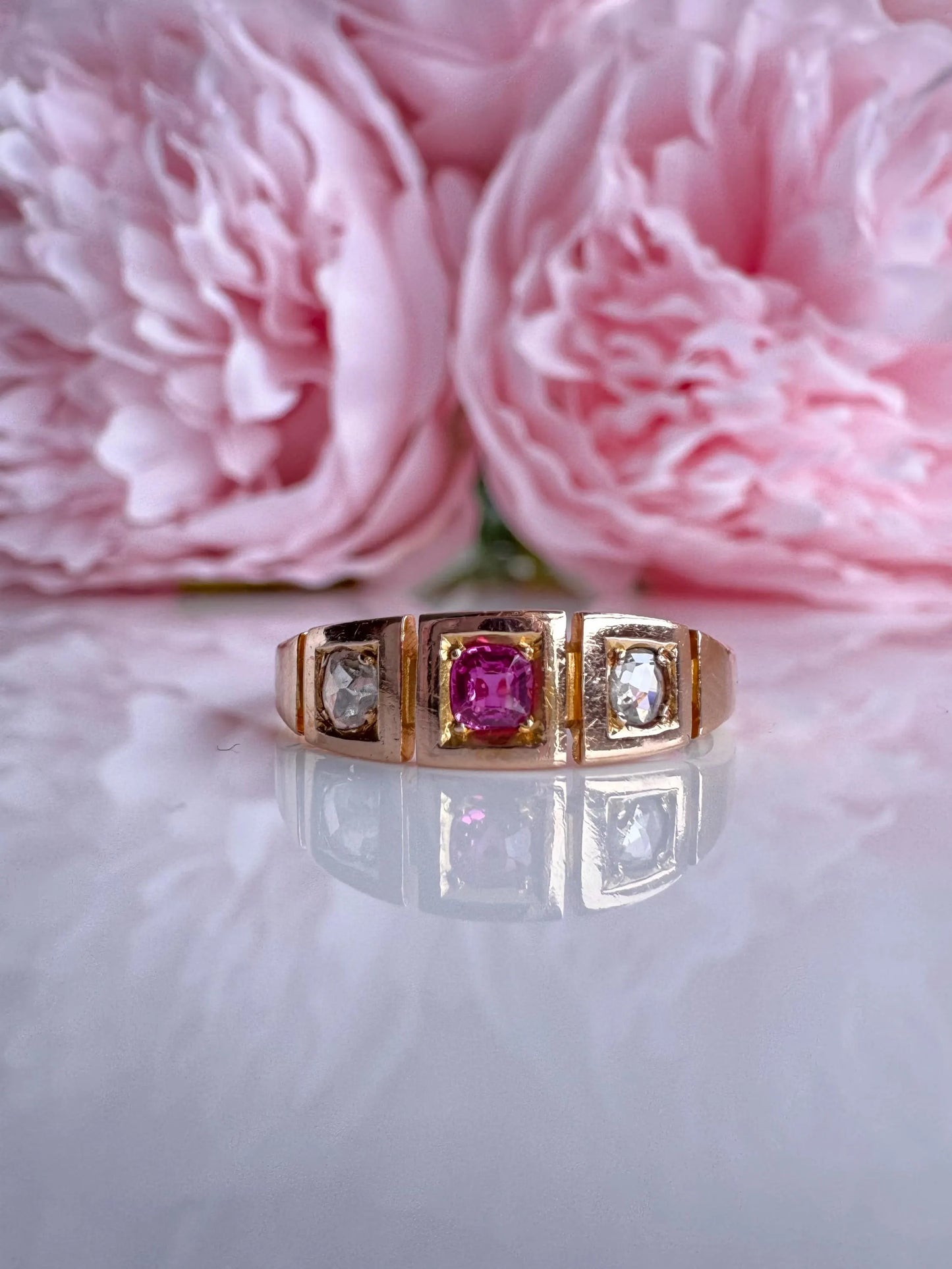 Antique 15ct Gold Ruby and Old Cut Diamond Ring