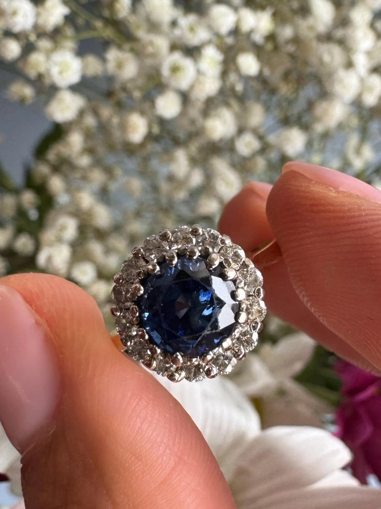 Vintage 18ct Diamond and Sapphire Engagement Ring