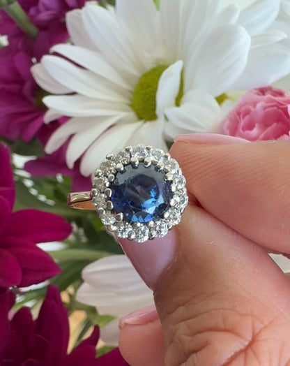 Vintage 18ct Diamond and Sapphire Engagement Ring